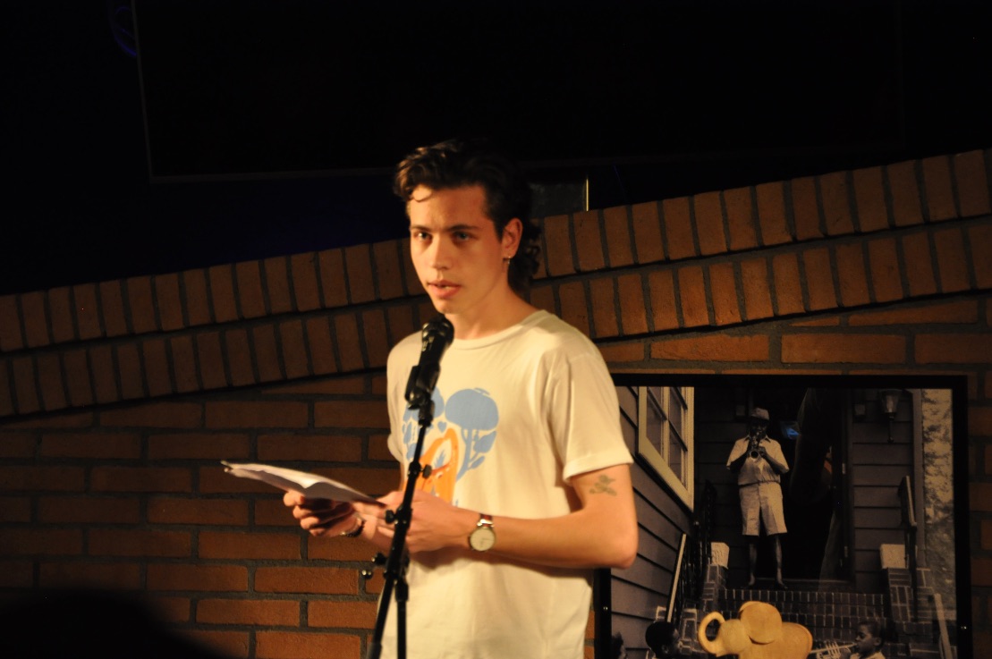 Matúš Bielik am Poetry Slam